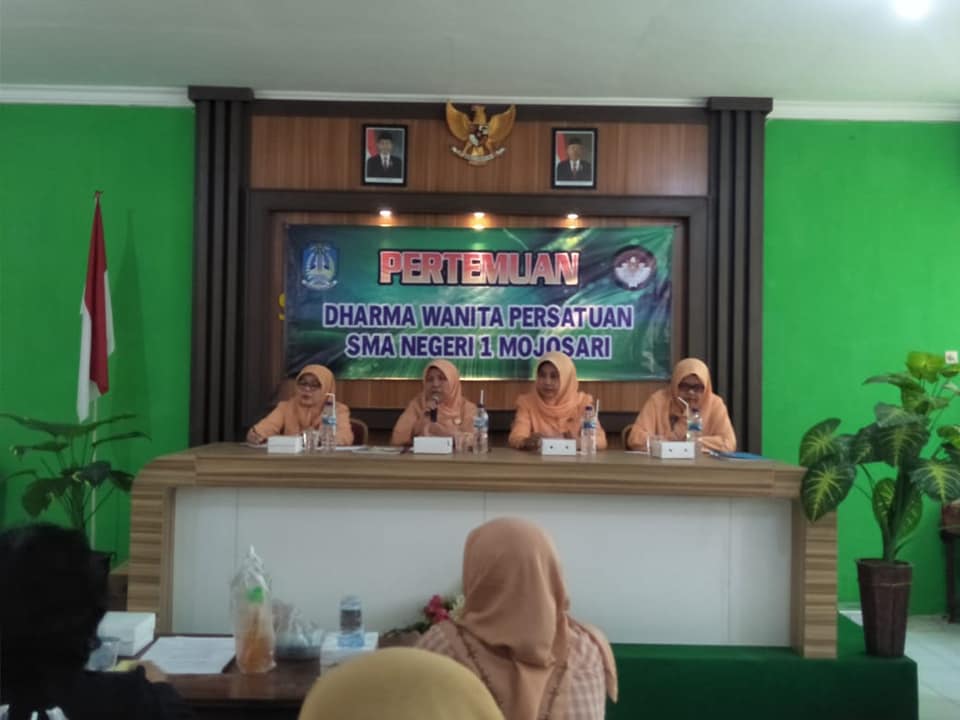 Pertemuan Rutin Dharma Wanita Bulan November 2019