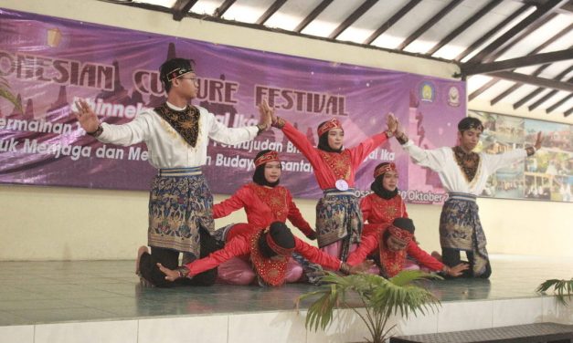 Tumbuhkan Cinta Budaya dengan kegiatan Indonesian Culture Festival
