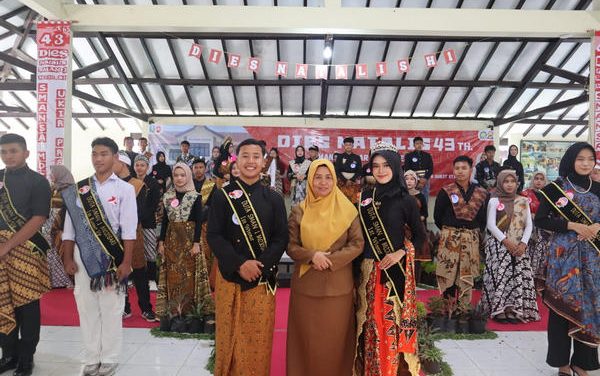 Dies Natalis ke-43 SmansaMozar : Pemilihan Putra Bagus dan Putri Cantik SmansaMozar 2024