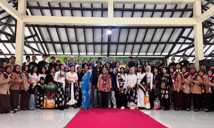 Kokurikuler Smansa Mozar Angkat Kearifan Lokal Batik Mojosarian